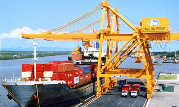 Investors resume interest in VN seaports