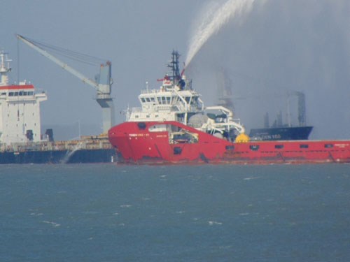 fire on Panama ship, Golden 168, Viet Nam Maritime Rescue and Co-ordination Centre