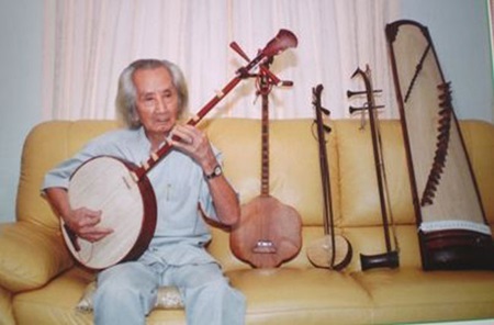 Phan Chau Trinh Awards honour 97-year-old maestro, Dance gala to feature Kizomba guru, Music night to celebrate late composer Son, Exhibition on Truong Sa, Hoang Sa to open in Can Tho, Southeast Asian musicians to perform in HCMC