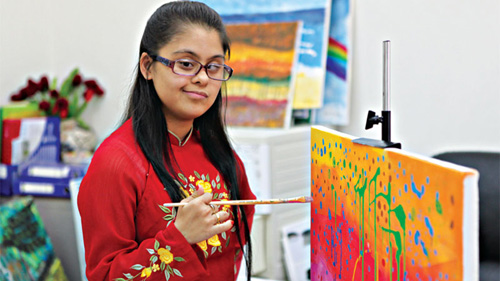 Indian girl’s love for disabled kids through paintings, Flower street to welcome National Tourism Year, Hanoi to host watercolour exhibition, Twelve comedians chosen for Viet Nam reality TV show, Television concert to feature old songs