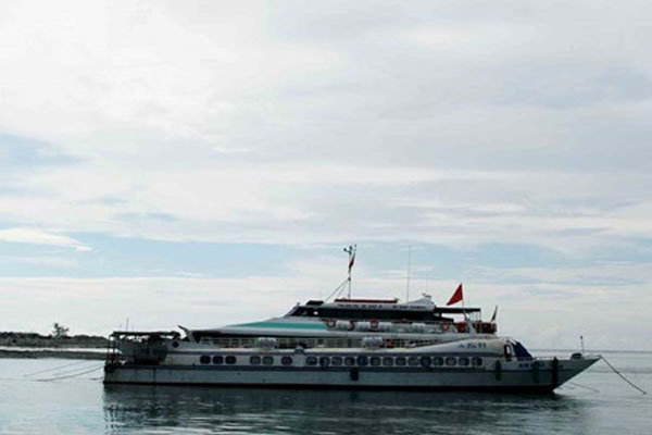 Quang Tri, Con Co Island, hydrofoil