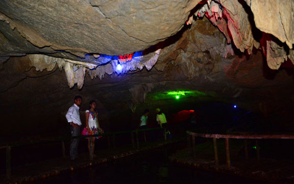 Ninh Binh, tourism products, visitors