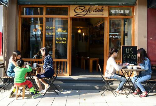 Cafe for photography enthusiasts in Hanoi, cafe at 50 trang thi