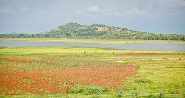 Romantic scenery, Ea Kao Lake, Buon Ma Thuot City