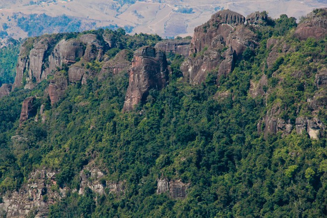 Conquer Pha Luang Mount – the roof of Moc Chau