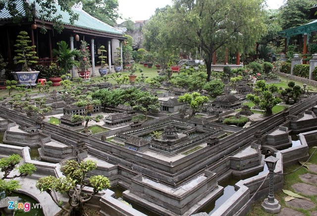 Unique miniature works in Vietnam