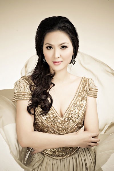 The 14 beauty queens of Vietnam