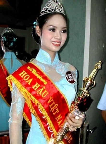 The 14 beauty queens of Vietnam