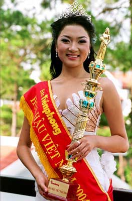 The 14 beauty queens of Vietnam