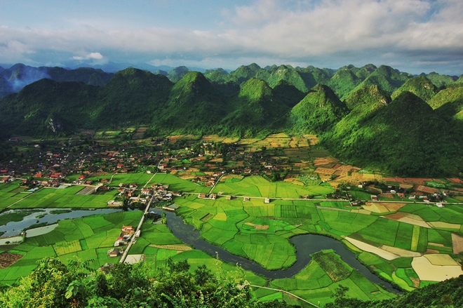 Wonderful scenes in Bac Son Valley