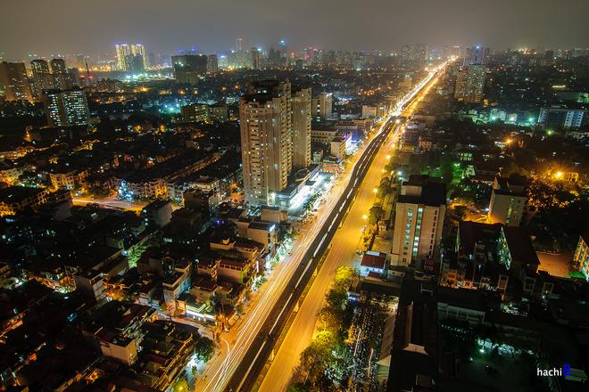 Hanoi at the light-up moment