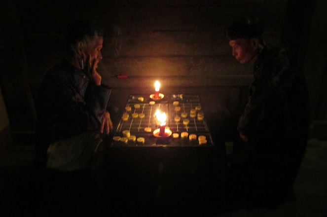 Hoi An ancient town shines on full-moon day