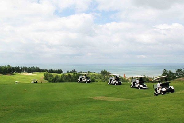 Quang Binh, golf courses, international standard, Son Doong
