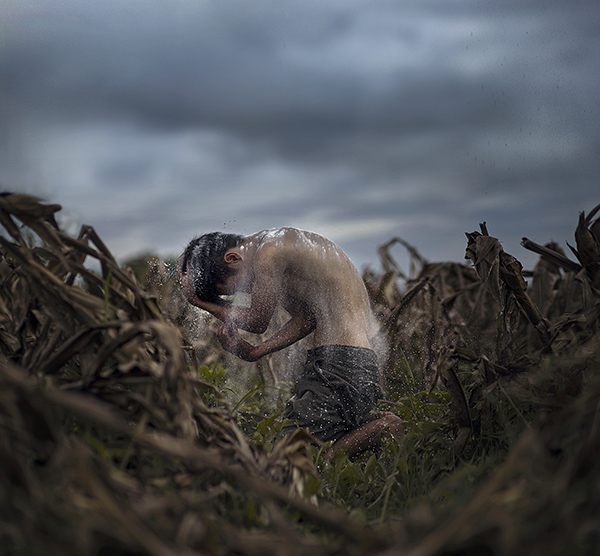 Vietnamese student’s photos capture the surreal