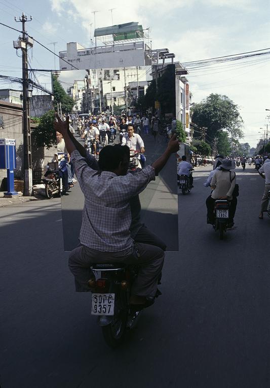 Unique VN vehicles through the lens of foreign photographers