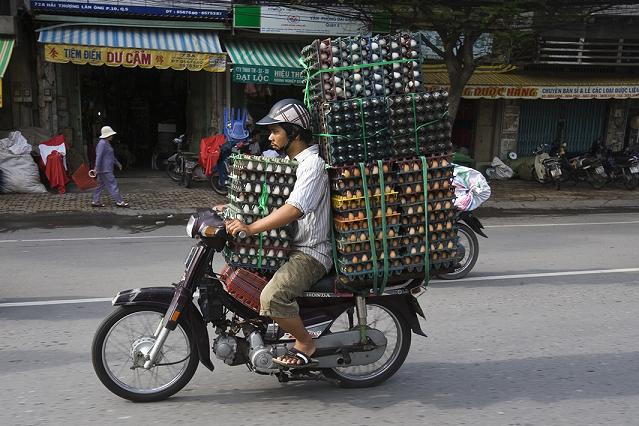 Unique VN vehicles through the lens of foreign photographers