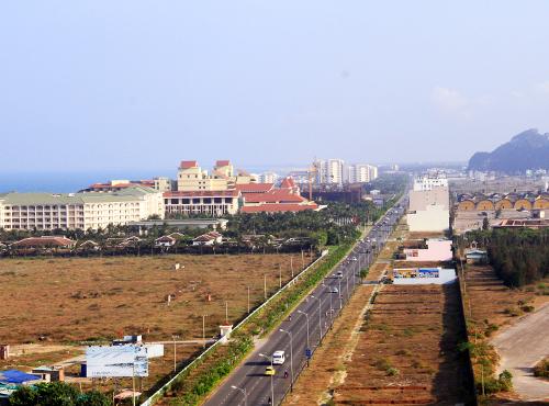 Da Nang worries about coastal 'Chinese street' - News VietNamNet