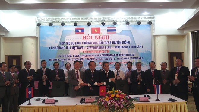 Vietnamese, Cuban procuracy bodies exchange experience, Localities of Laos, Thailand, Vietnam to facilitate links, Foreign Ministry spokesman hails Vietnam’s election to UNESCO, Hungarian Speaker visits central Da Nang city