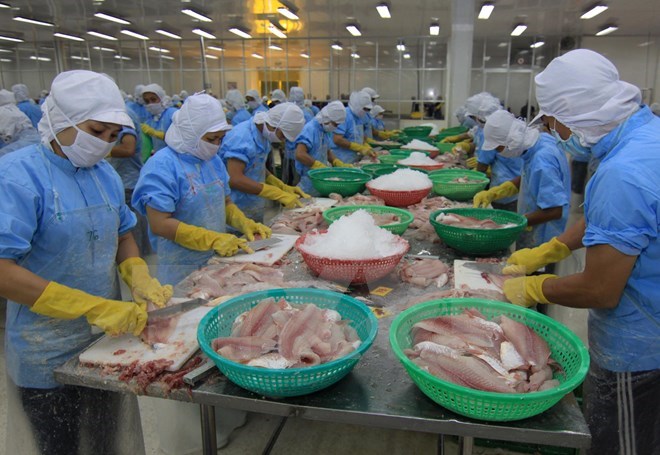 US$1 billion spent on unprocessed seafood imports last year, Caution over post-Tet trading advised, Official urges competitive markets to foster growth, Baoviet Fund licensed to sell bond fund certificates