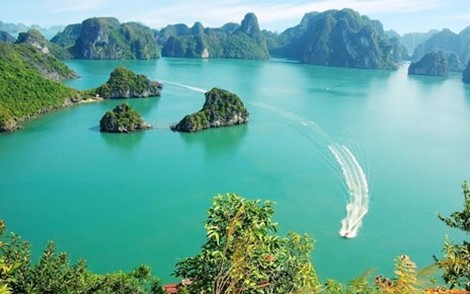 Four Vietnam destinations nominated among the world's top 100 attractions, ha long bay, son doong cave, cu chi tunnel, trang an, bai dinh, Vietnam guide, Vietnam airlines, Vietnam tour, tour Vietnam, Hanoi, ho chi minh city, Saigon, travelling to Vietnam