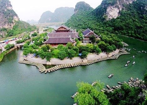 Four Vietnam destinations nominated among the world's top 100 attractions, ha long bay, son doong cave, cu chi tunnel, trang an, bai dinh, Vietnam guide, Vietnam airlines, Vietnam tour, tour Vietnam, Hanoi, ho chi minh city, Saigon, travelling to Vietnam