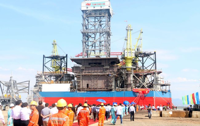 Offshore Vietnam Oil Rig Launched In South