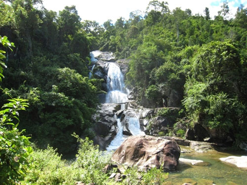 Quang Ninh, Khe Van Waterfall, attractive destination, Vietnam economy, Vietnamnet bridge, English news about Vietnam, Vietnam news, news about Vietnam, English news, Vietnamnet news, latest news on Vietnam, Vietnam