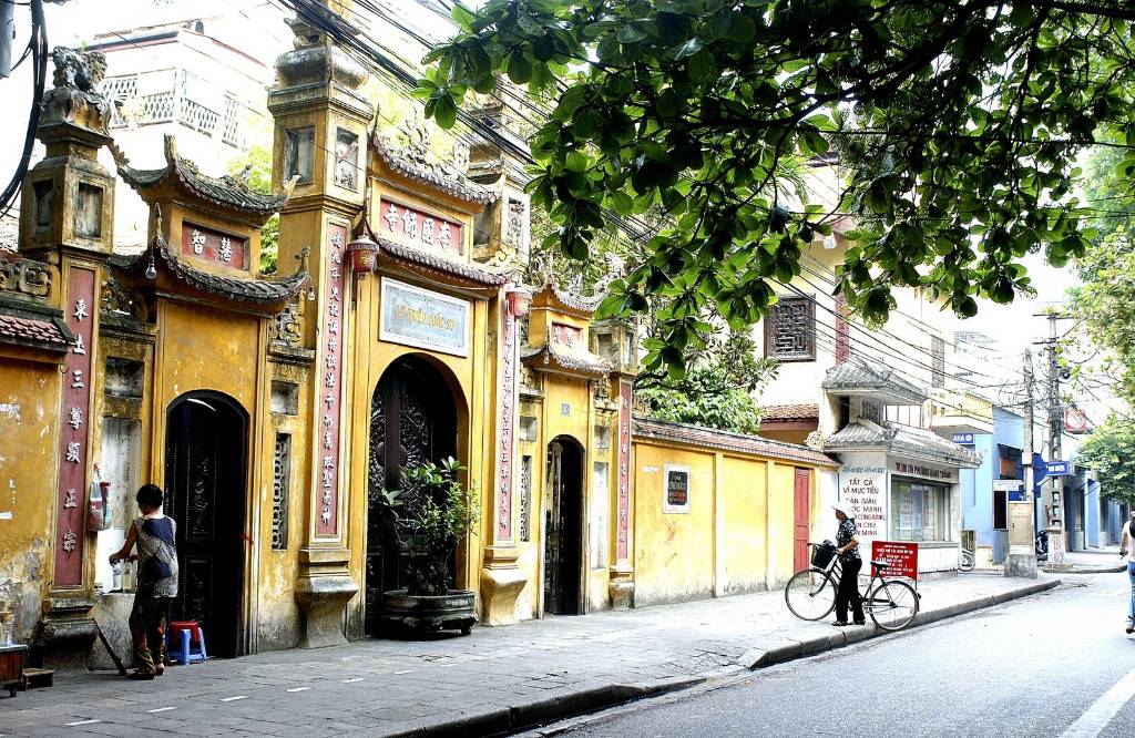 Discover Ly Quoc Su Pagoda - one of Hanoi’s oldest Buddhist temples, travel news, Vietnam guide, Vietnam airlines, Vietnam tour, tour Vietnam, Hanoi, ho chi minh city, Saigon, travelling to Vietnam, Vietnam travelling, Vietnam travel, vn news