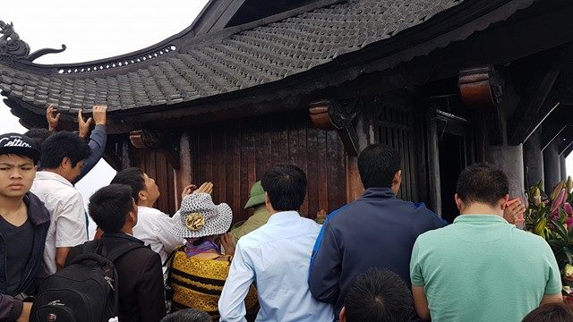 Ministry staff found visiting pagoda during work hours, social news, vietnamnet bridge, english news, Vietnam news, news Vietnam, vietnamnet news, Vietnam net news, Vietnam latest news, vn news, Vietnam breaking news