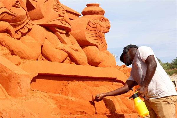 Phan Thiet sand sculpture park, Sand sculpture, Vietnam economy, Vietnamnet bridge, English news about Vietnam, Vietnam news, news about Vietnam, English news, Vietnamnet news, latest news on Vietnam, Vietnam