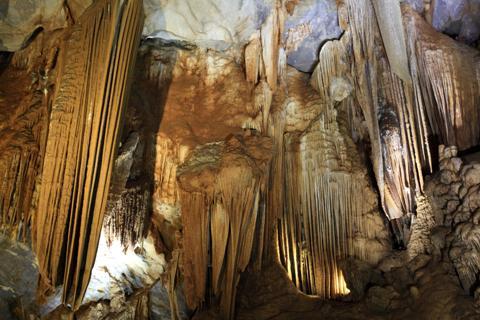 Explore Thien Duong Cave in Quang Binh, travel news, Vietnam guide, Vietnam airlines, Vietnam tour, tour Vietnam, Hanoi, ho chi minh city, Saigon, travelling to Vietnam, Vietnam travelling, Vietnam travel, vn news