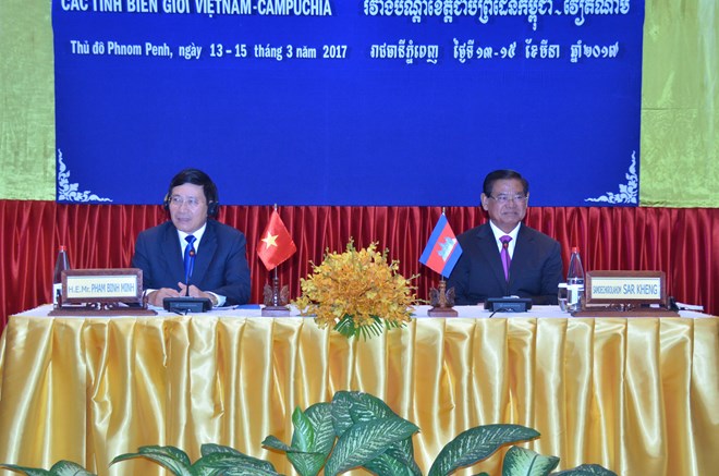 VN, Cambodia border localities urged to do more for border of peace, vn-cambodia, pham binh minh, vn foreign affairs