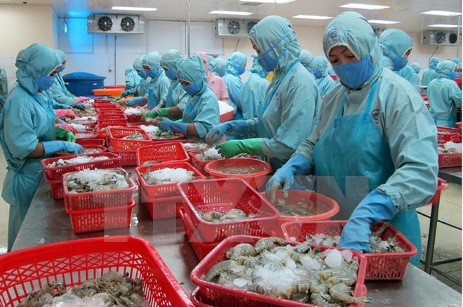 Hanoi encouraged to create more attractive tourism products, Industrial salt import limited to 102,000 tonnes, Price spike sparks tra fish farming rush, Transport Ministry halts equitization of five entities