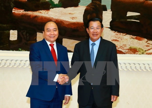 PM Nguyen Xuan Phuc sends thanks to Cambodian counterpart, Government news, Vietnam breaking news, politic news, vietnamnet bridge, english news, Vietnam news, news Vietnam, vietnamnet news, Vietnam net news, Vietnam latest news, vn news