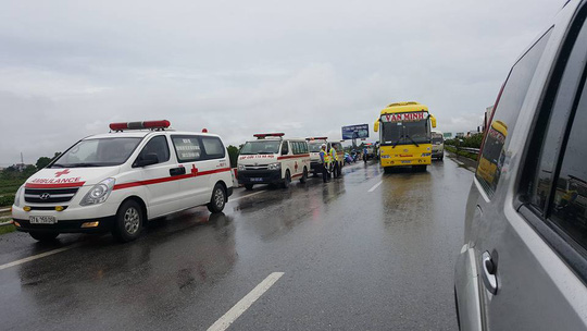 Over ten injured after two buses collided in Hanoi, social news, vietnamnet bridge, english news, Vietnam news, news Vietnam, vietnamnet news, Vietnam net news, Vietnam latest news, vn news, Vietnam breaking news