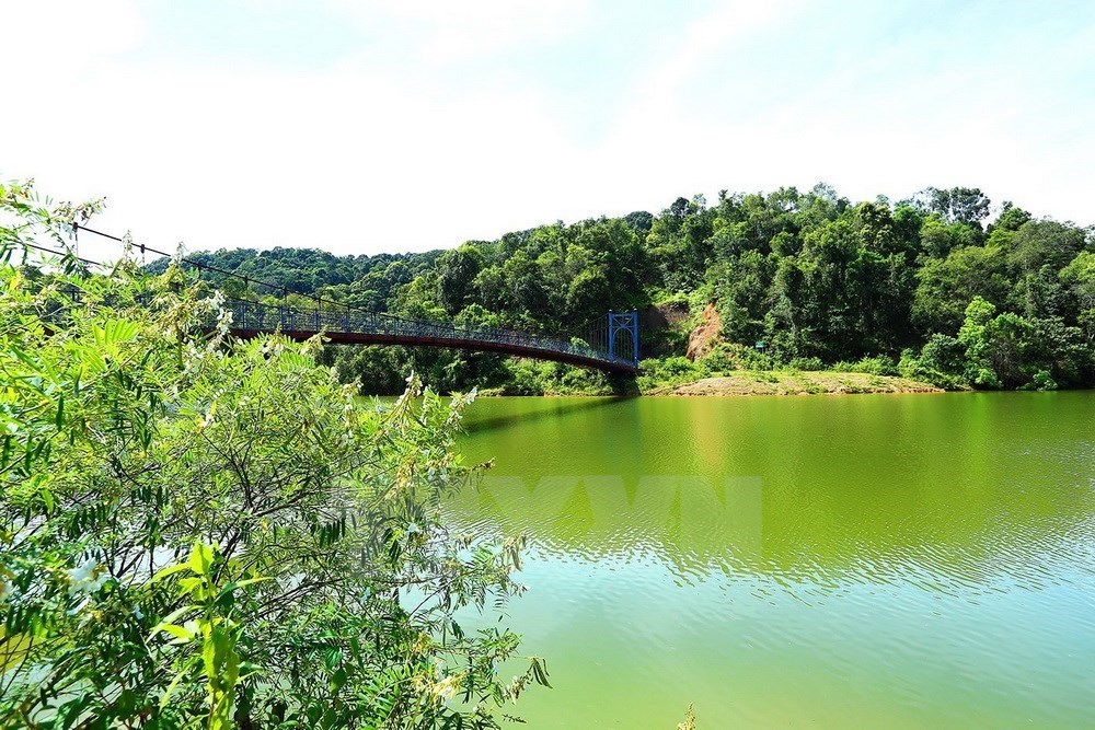 Pa Khoang Lake - an interesting destination in Dien Bien, travel news, Vietnam guide, Vietnam airlines, Vietnam tour, tour Vietnam, Hanoi, ho chi minh city, Saigon, travelling to Vietnam, Vietnam travelling, Vietnam travel, vn news