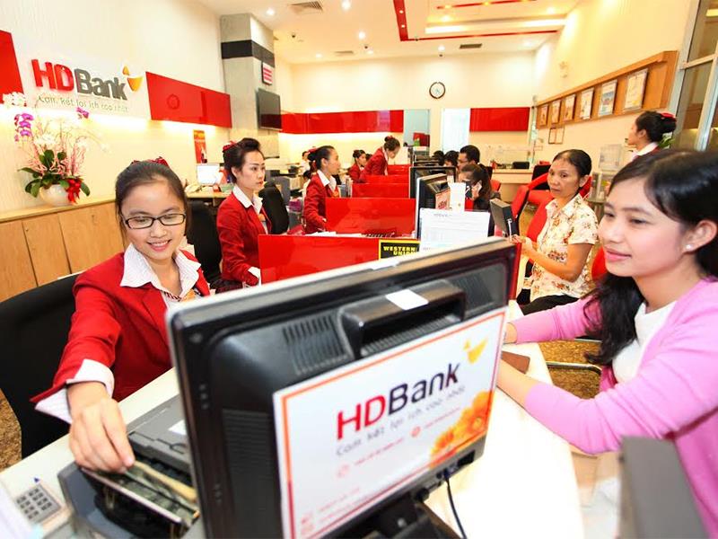 VNPT launches communication joint-venture in Myanmar, Italy Airways opens charter flights between Milan and Phu Quoc, HDBank invites foreign shareholders before listing, Can Tho to have US$663 million smart city