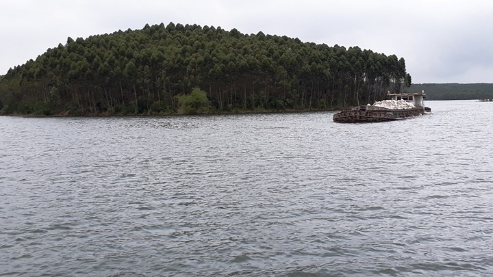 Floating season at Thac Ba Lake, travel news, Vietnam guide, Vietnam airlines, Vietnam tour, tour Vietnam, Hanoi, ho chi minh city, Saigon, travelling to Vietnam, Vietnam travelling, Vietnam travel, vn news