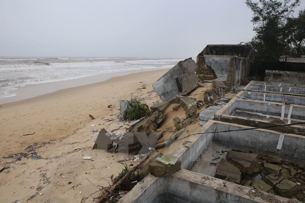 More severe coastal erosion spotted in Thua Thien - Hue, entertainment events, entertainment news, entertainment activities, what’s on, Vietnam culture, Vietnam tradition, vn news, Vietnam beauty, news Vietnam, Vietnam news, Vietnam net news, vietnamnet n