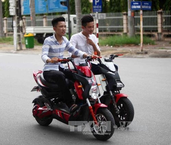 HCM City, public e-motorbike rental service, Vietnam economy, Vietnamnet bridge, English news about Vietnam, Vietnam news, news about Vietnam, English news, Vietnamnet news, latest news on Vietnam, Vietnam