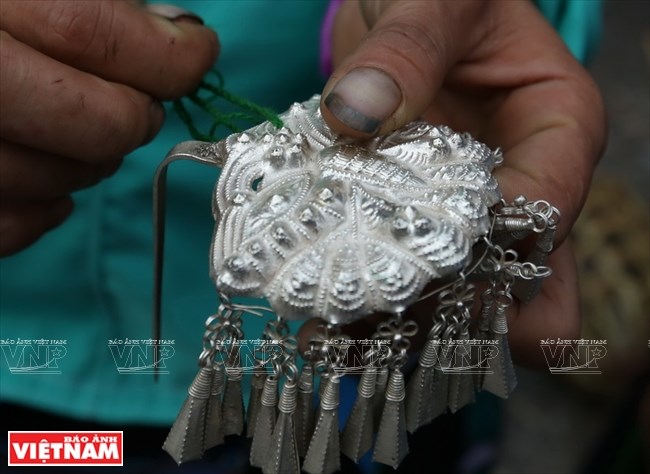 The last silver engraver on Po Ly Ngai mountain, entertainment events, entertainment news, entertainment activities, what’s on, Vietnam culture, Vietnam tradition, vn news, Vietnam beauty, news Vietnam, Vietnam news, Vietnam net news, vietnamnet news