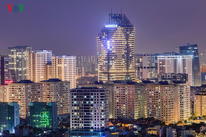 Hanoi shimmering in twinkle night lights, social news, vietnamnet bridge, english news, Vietnam news, news Vietnam, vietnamnet news, Vietnam net news, Vietnam latest news, vn news, Vietnam breaking news