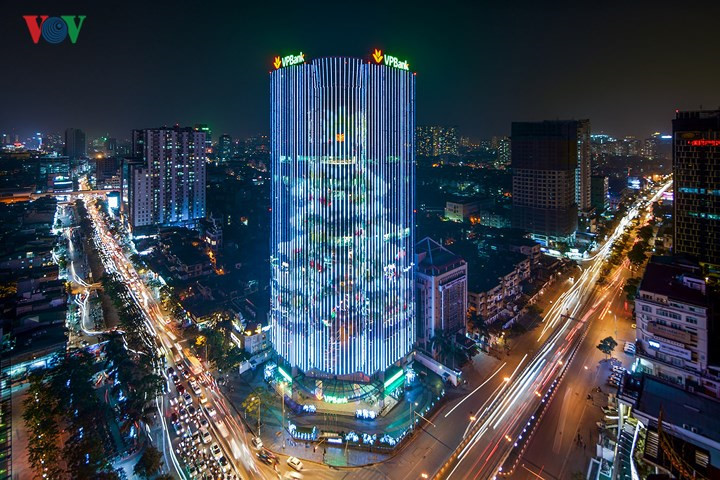 Hanoi shimmering in twinkle night lights, social news, vietnamnet bridge, english news, Vietnam news, news Vietnam, vietnamnet news, Vietnam net news, Vietnam latest news, vn news, Vietnam breaking news