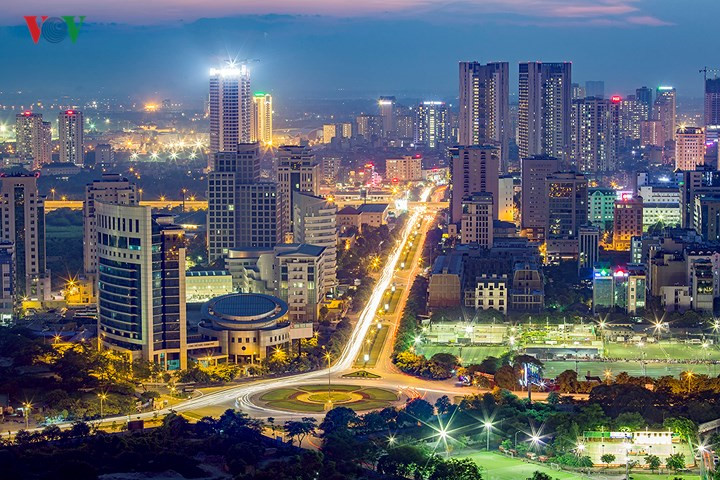 Hanoi shimmering in twinkle night lights, social news, vietnamnet bridge, english news, Vietnam news, news Vietnam, vietnamnet news, Vietnam net news, Vietnam latest news, vn news, Vietnam breaking news