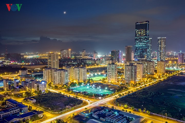 Hanoi shimmering in twinkle night lights, social news, vietnamnet bridge, english news, Vietnam news, news Vietnam, vietnamnet news, Vietnam net news, Vietnam latest news, vn news, Vietnam breaking news