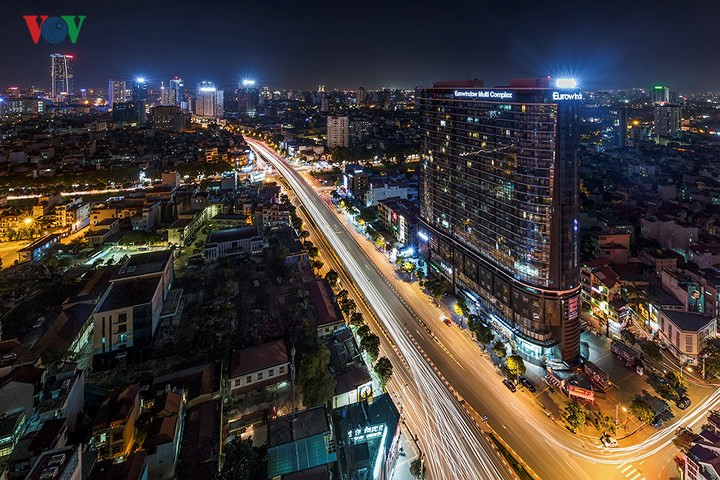 Hanoi shimmering in twinkle night lights, social news, vietnamnet bridge, english news, Vietnam news, news Vietnam, vietnamnet news, Vietnam net news, Vietnam latest news, vn news, Vietnam breaking news