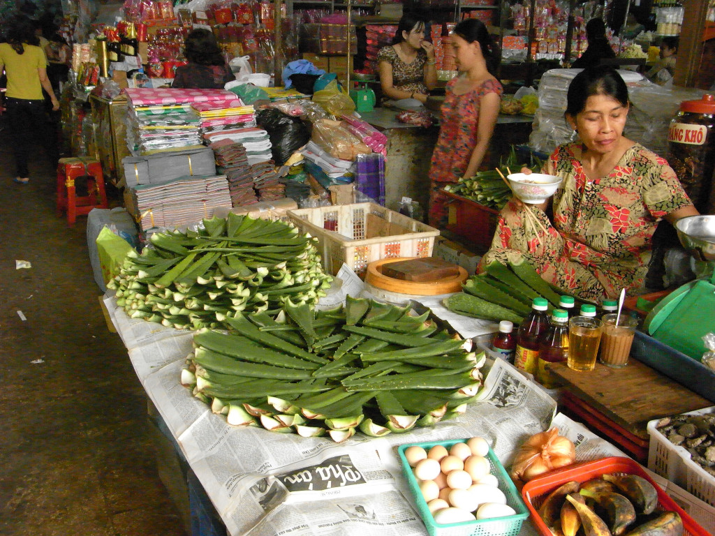 A visit to Dong Ba Market in Hue, travel news, Vietnam guide, Vietnam airlines, Vietnam tour, tour Vietnam, Hanoi, ho chi minh city, Saigon, travelling to Vietnam, Vietnam travelling, Vietnam travel, vn news