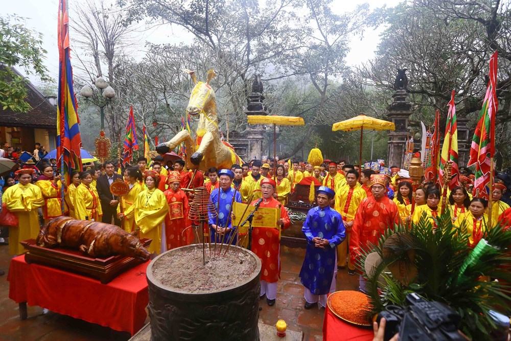 Traditional festivals open festive season, entertainment events, entertainment news, entertainment activities, what’s on, Vietnam culture, Vietnam tradition, vn news, Vietnam beauty, news Vietnam, Vietnam news, Vietnam net news, vietnamnet news, vietnamne