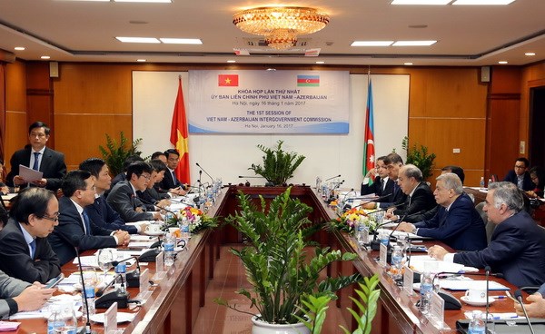 Vietnam enhances cooperation with Azerbaijan, Conference discusses values of Communist Manifesto, Australia among Vietnam’s key partners: Ambassador, PM: Each diplomat should be soldier on external front