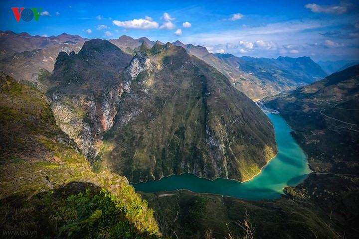 Spectacular views of Ha Giang Plateau, travel news, Vietnam guide, Vietnam airlines, Vietnam tour, tour Vietnam, Hanoi, ho chi minh city, Saigon, travelling to Vietnam, Vietnam travelling, Vietnam travel, vn news